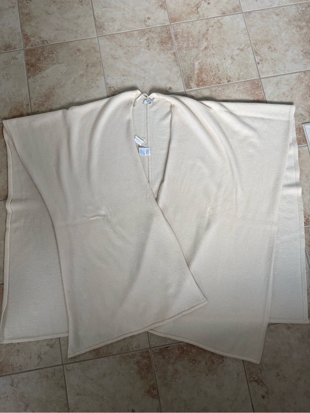 Babaton Wool Cashmere Oversized Cape Cardigan Ivory S/M